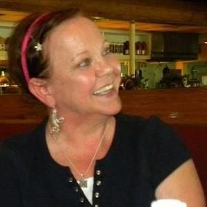 Meet your Posher, Debbie